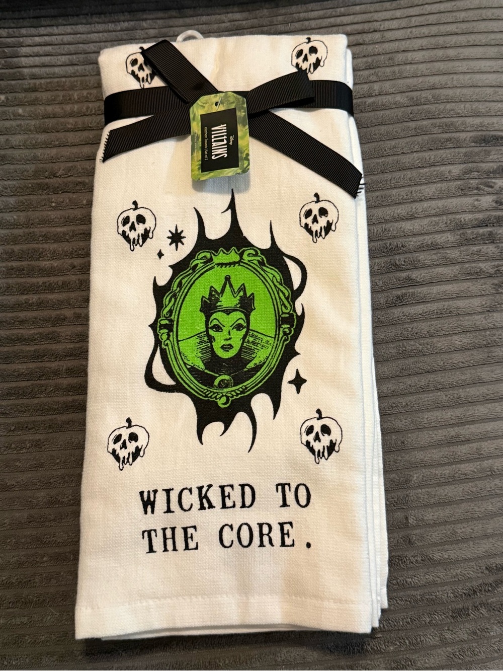 Rae Dunn x Disney Villains- Kitchen Towel Set of 2- WICKED TO THE CORE. NWT
